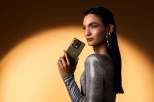 MOTOROLA ESTABLECE UN NUEVO ESTÁNDAR DE REFINAMIENTO DE CLASE MUNDIAL CON EL LANZAMIENTO DE MOTOROLA SIGNATURE